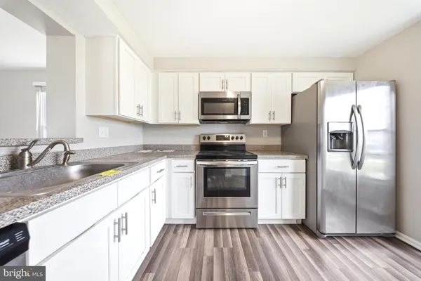 $2,500 | 157 Villa Knoll Court, Sicklerville, NJ 08081