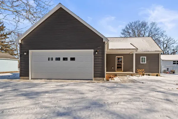 $369,000 | 2465 South County Road 19, Tiffin, OH 44883