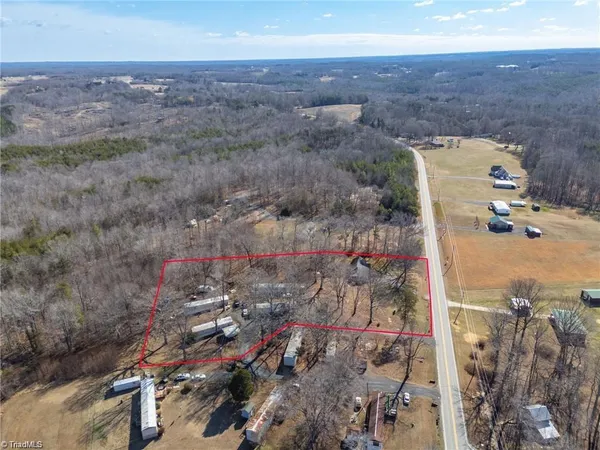 $425,000 | 5513 Highway 700, Eden, NC 27288