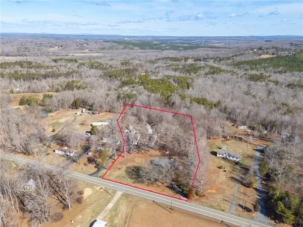 $425,000 | 5513 Highway 700, Eden, NC 27288