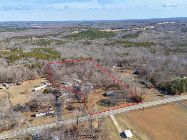 $425,000 | 5513 Highway 700, Eden, NC 27288