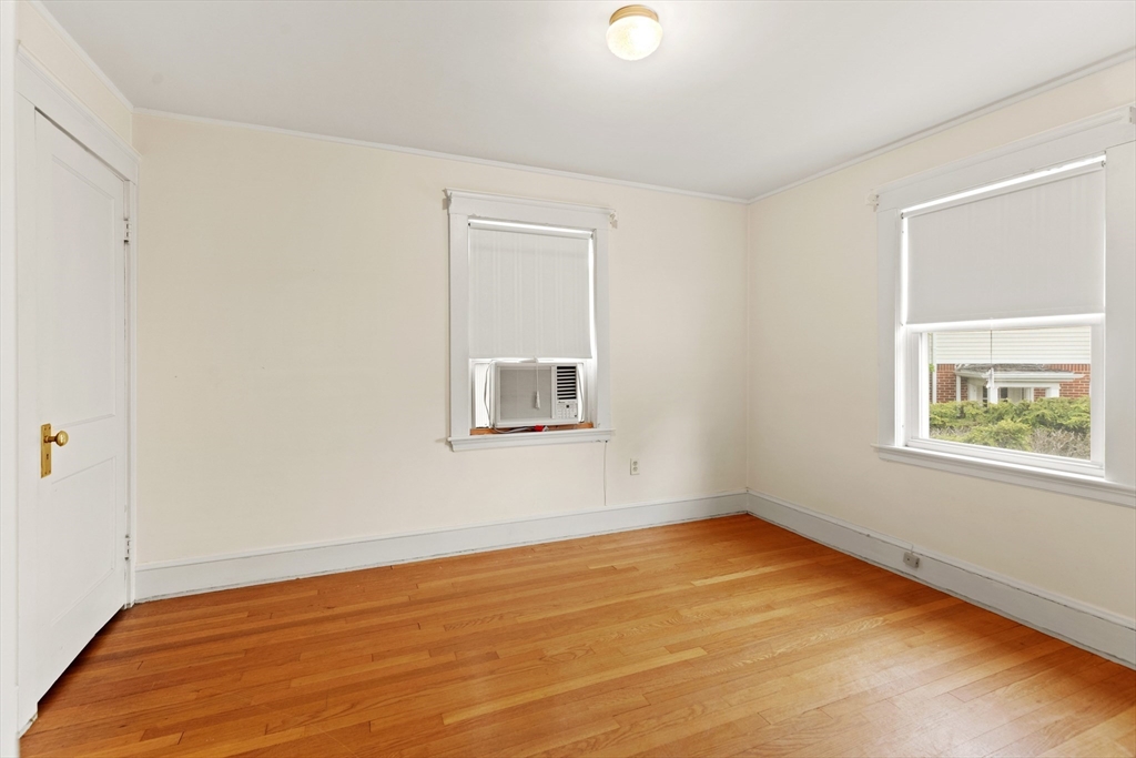 35 Badger Road Medford, MA 02155 - Photo 21 of 30
