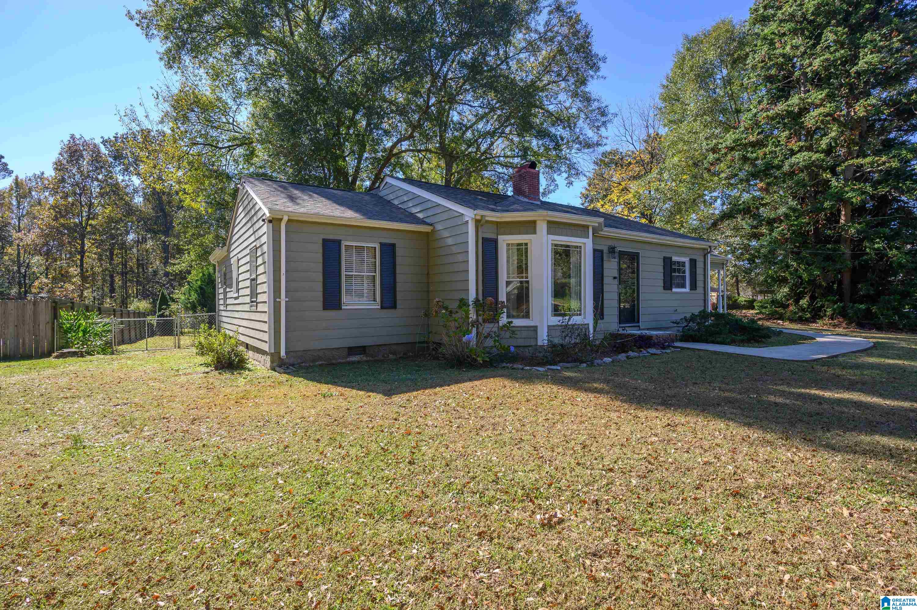 4437 Silver Lake Road Pinson, AL 35126 - Photo 3 of 37