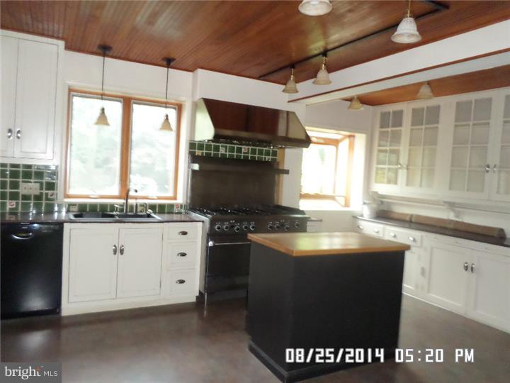 350 Bent Road Wyncote, PA 19095 - Photo 6 of 17 Kitchen