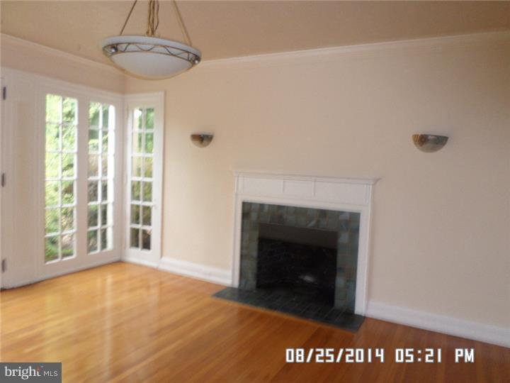 350 Bent Road Wyncote, PA 19095 - Photo 8 of 17 Dining Room