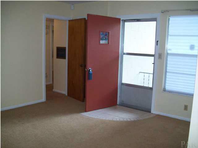 805 East Montclair Road Pensacola, FL 32505 - Photo 3 of 21 Gallery Image 3