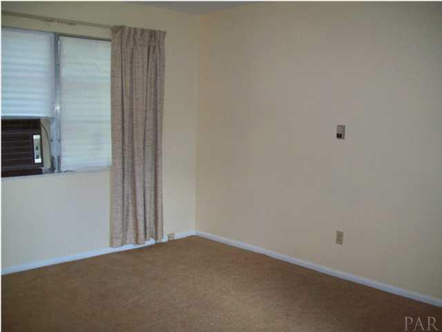 805 East Montclair Road Pensacola, FL 32505 - Photo 5 of 21 Gallery Image 5