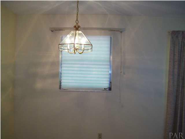 805 East Montclair Road Pensacola, FL 32505 - Photo 7 of 21 Gallery Image 7