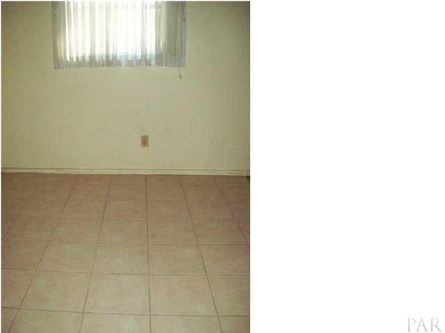 805 East Montclair Road Pensacola, FL 32505 - Photo 8 of 21 Gallery Image 8