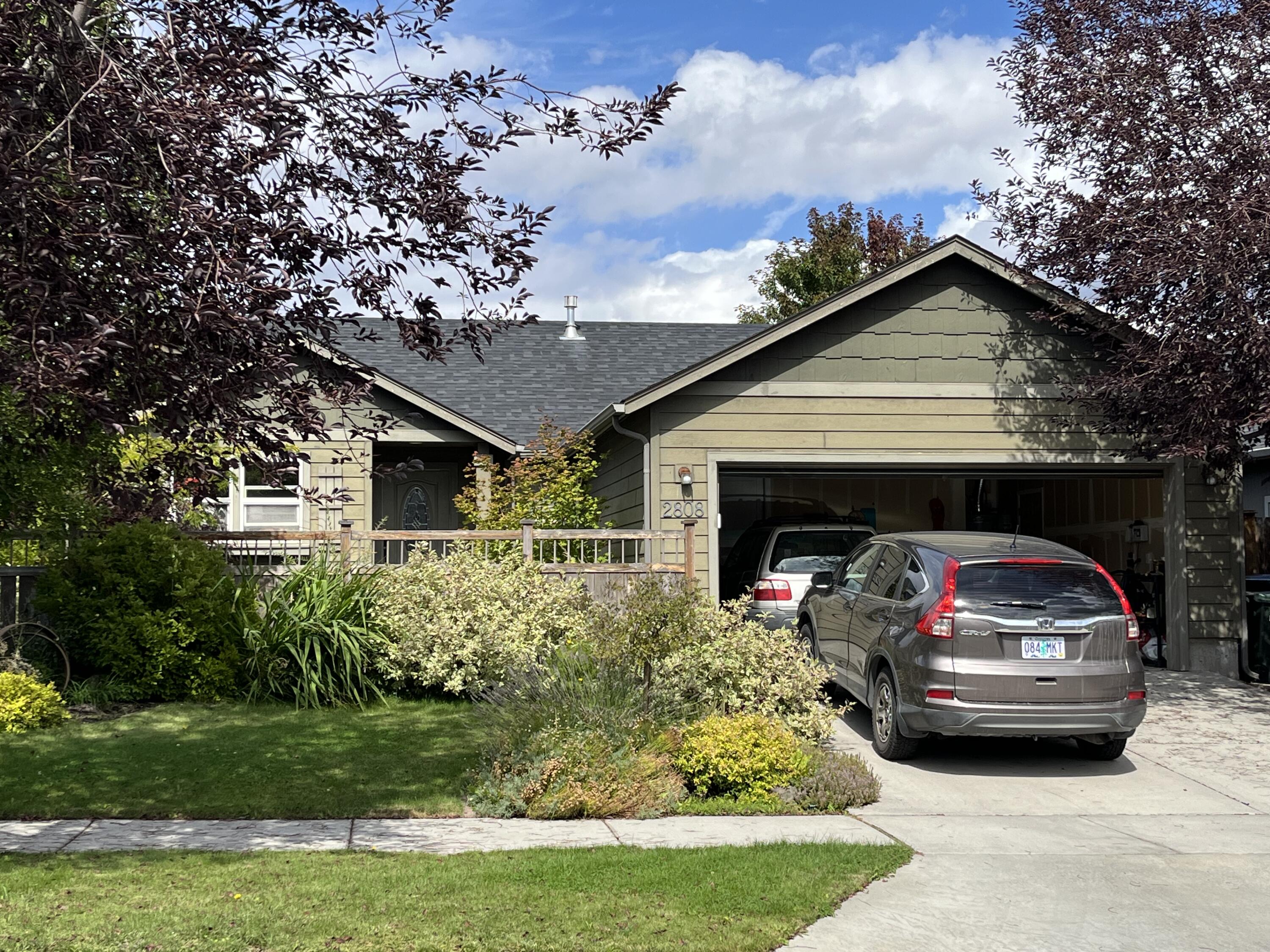 2808 Northeast Spring Water Place Bend, OR 97701 - Photo 11 of 12 Front2