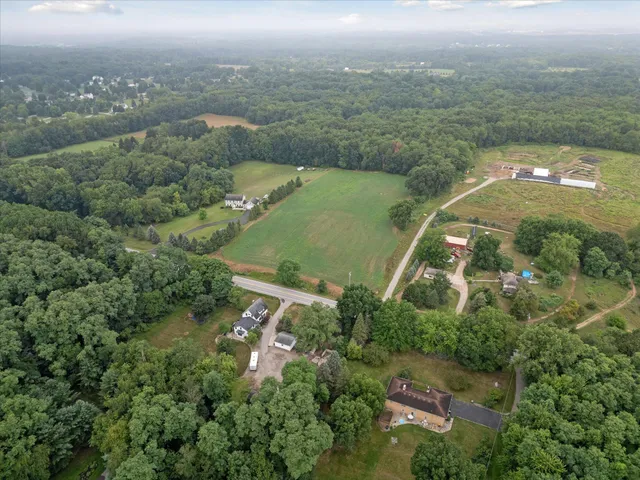 $697,975 | 5725 Whitneyville Avenue Southeast, Alto, MI 49302