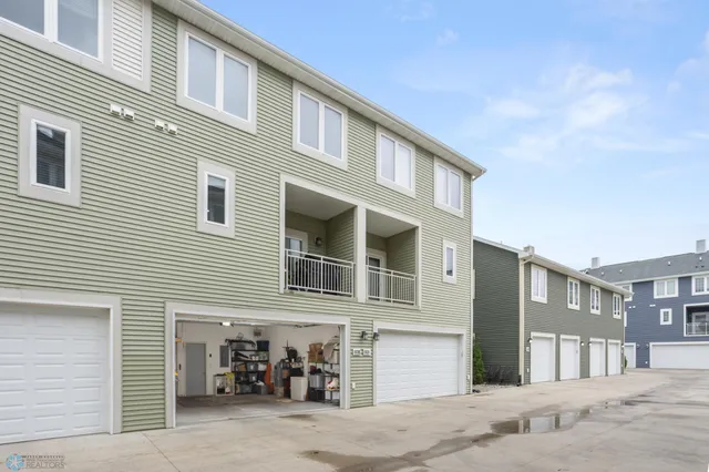$362,000 | 503 33rd Way East, Unit B, West Fargo, ND 58078