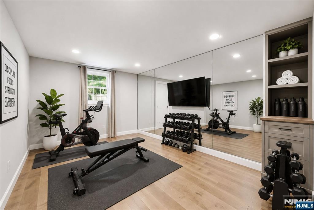 19 Robin Road Mahwah, NJ 07430 - Photo 30 of 43 Gallery Image 30
