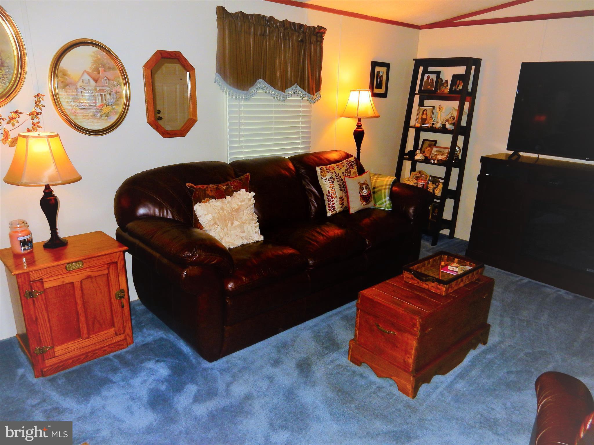 10505 Cedarville Road Brandywine, MD 20613 - Photo 8 of 24 Living Room