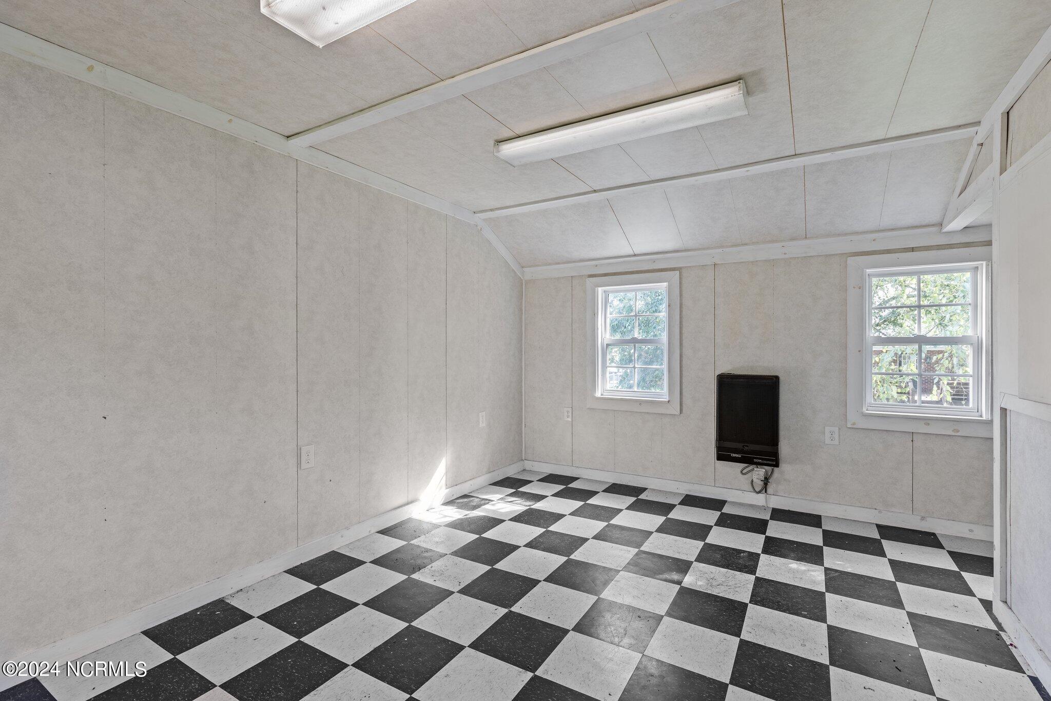 1212 Red Oak Road Nashville, NC 27856 - Photo 29 of 45 25-web-or-mls-8Y3A0658