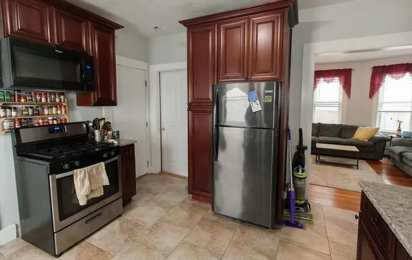 $4,250 | 65 Wyman Street, Unit 1, Boston, MA 02130