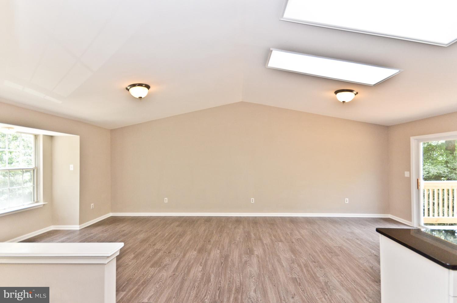 16232 Livingston Road Accokeek, MD 20607 - Photo 9 of 24 Dining Room