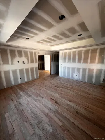 $1,870,000 | 762 Connecticut View Drive, Mill Neck, NY 11765