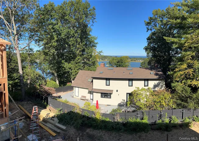 $1,870,000 | 762 Connecticut View Drive, Mill Neck, NY 11765