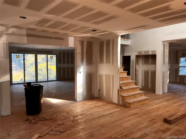 $1,870,000 | 762 Connecticut View Drive, Mill Neck, NY 11765