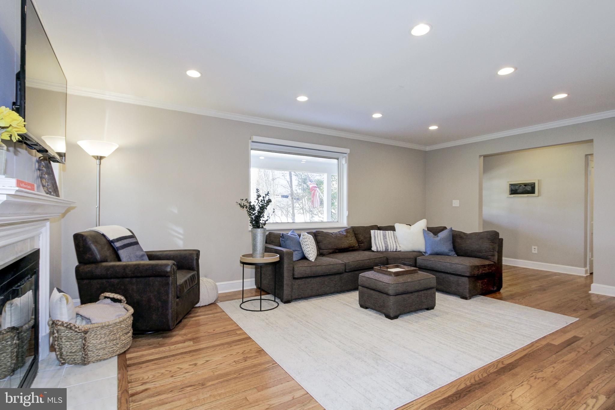 6006 Madawaska Road Bethesda, MD 20816 - Photo 6 of 30 Gallery Image 6