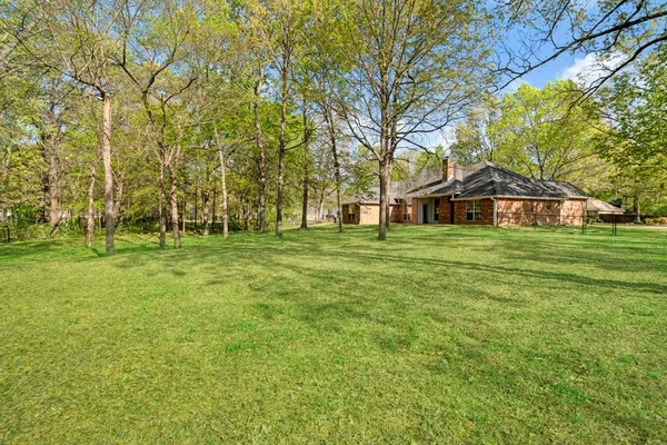 $334,999 | 231 Oak Hill, Powderly, TX 75473