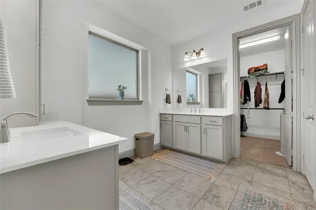 $650,000 | 1807 Coopers Hawk Drive, Arlington, TX 76005