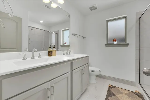 $650,000 | 1807 Coopers Hawk Drive, Arlington, TX 76005