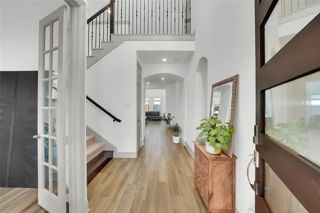 $650,000 | 1807 Coopers Hawk Drive, Arlington, TX 76005