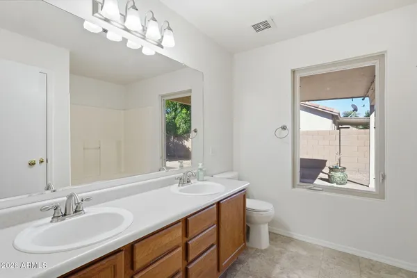 $519,900 | 495 West Fabens Lane, Gilbert, AZ 85233