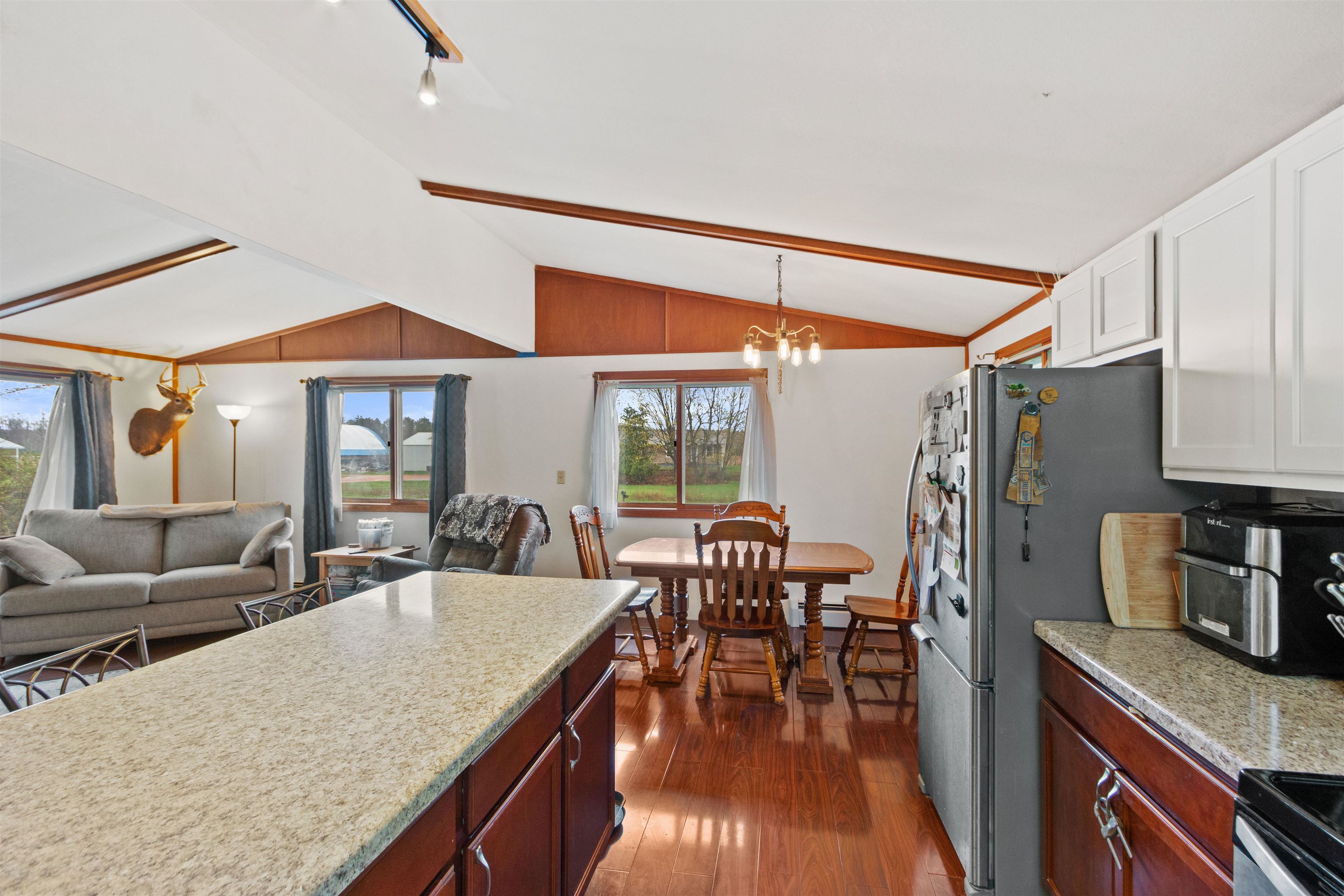 3108 North Sunset Drive Stevens Point, WI 54482 - Photo 4 of 24