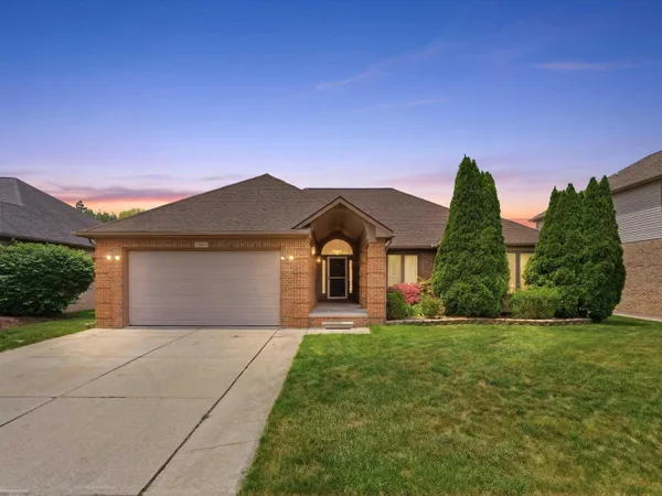 $414,900 | 41891 Clinton Pines Drive, Clinton Township, MI 48038