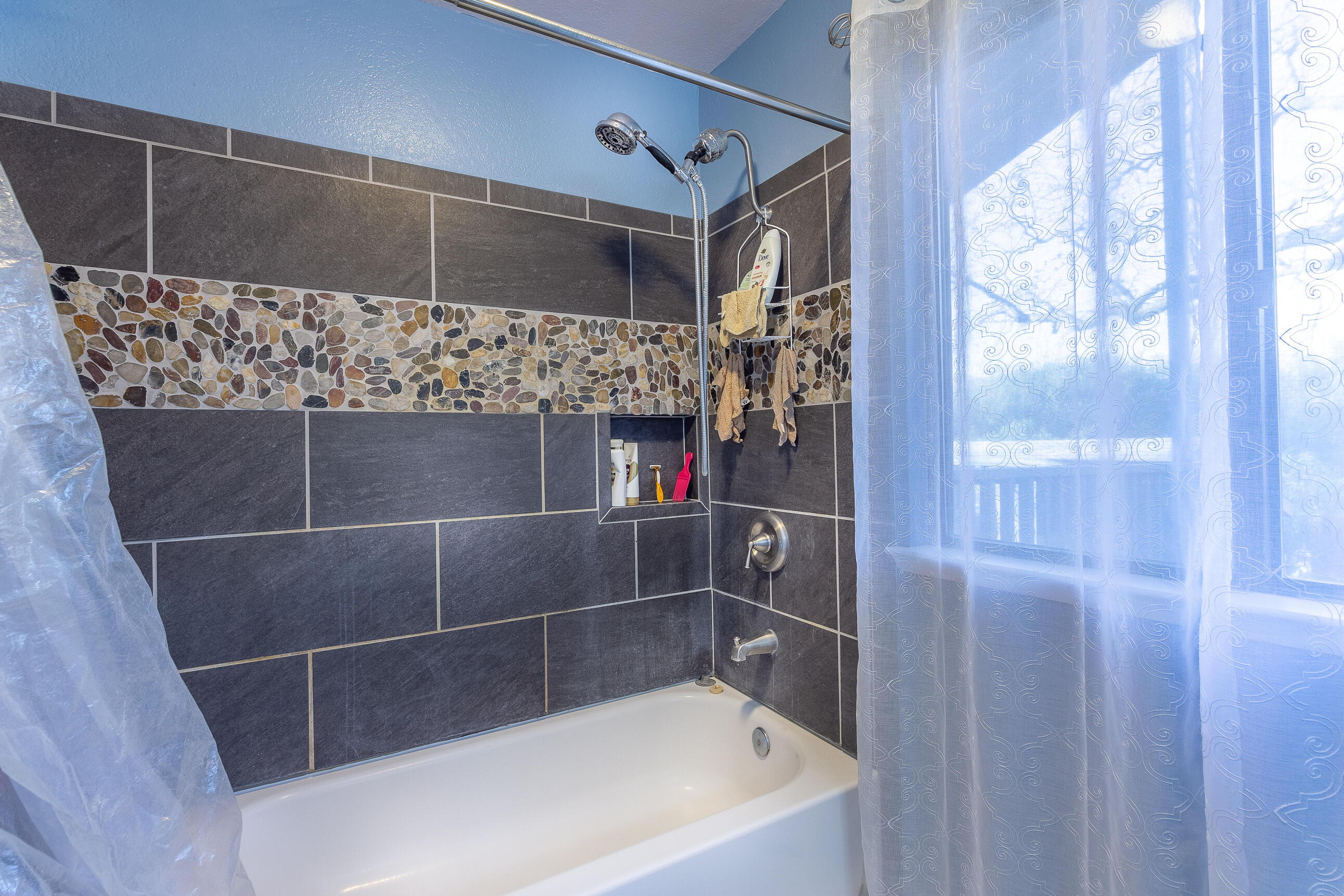42175 Mynatt Drive Three Rivers, CA 93271 - Photo 17 of 25 -