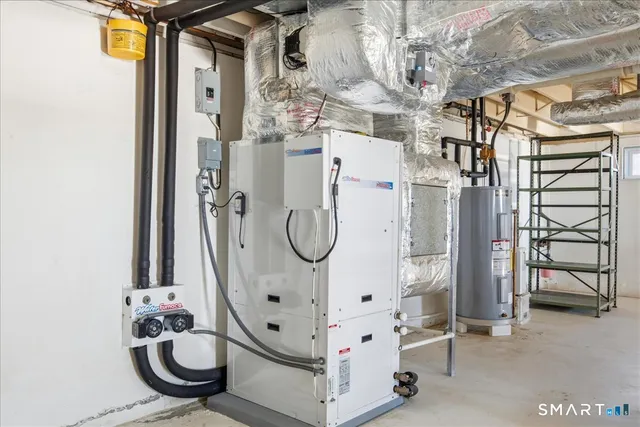 a view of an ocean plan