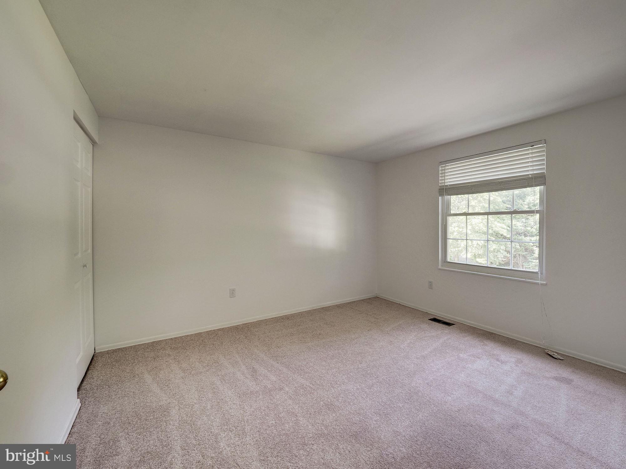 15420 Valencia Street Silver Spring, MD 20905 - Photo 13 of 31 Gallery Image 13