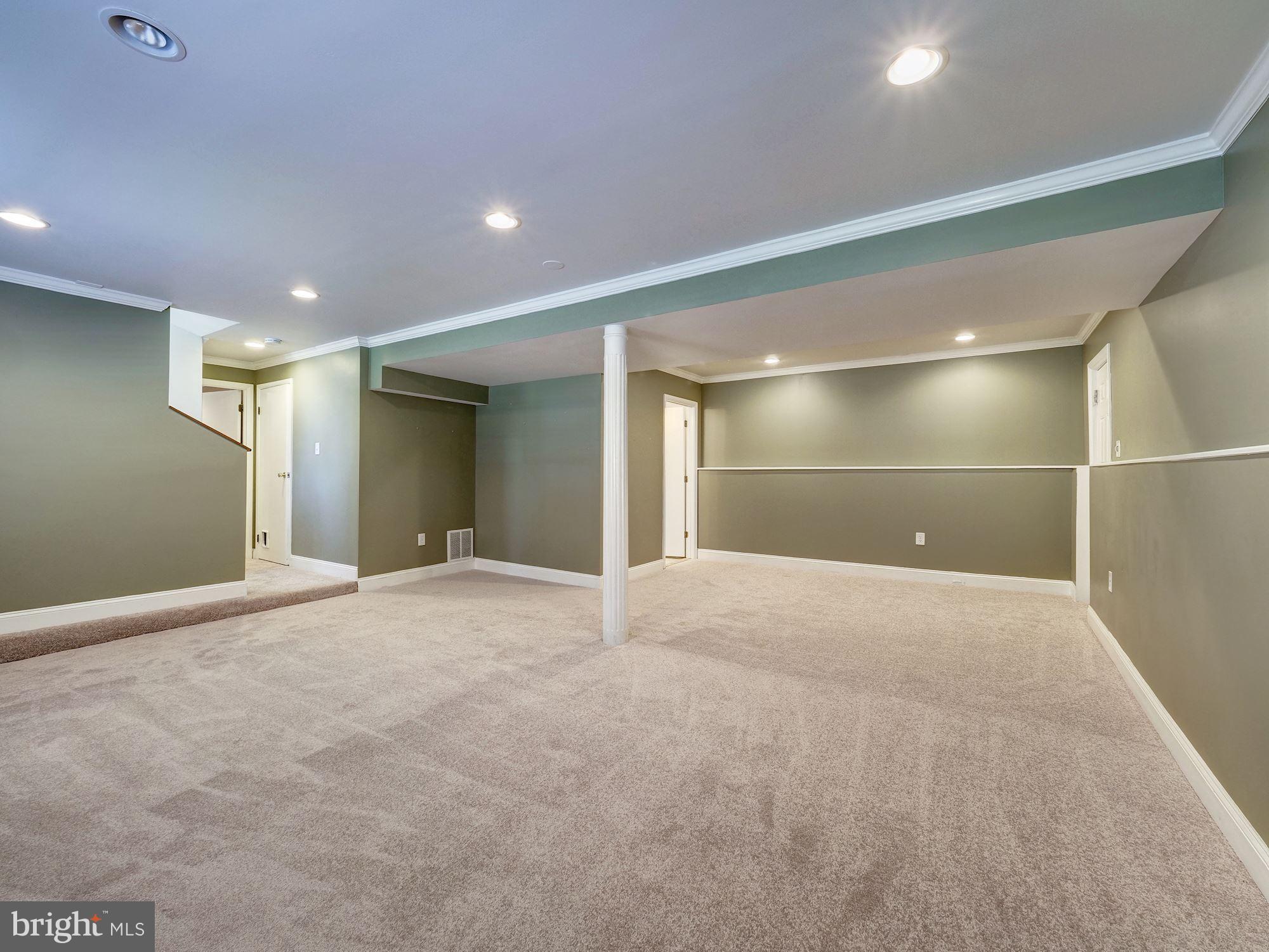 15420 Valencia Street Silver Spring, MD 20905 - Photo 18 of 31 Gallery Image 18