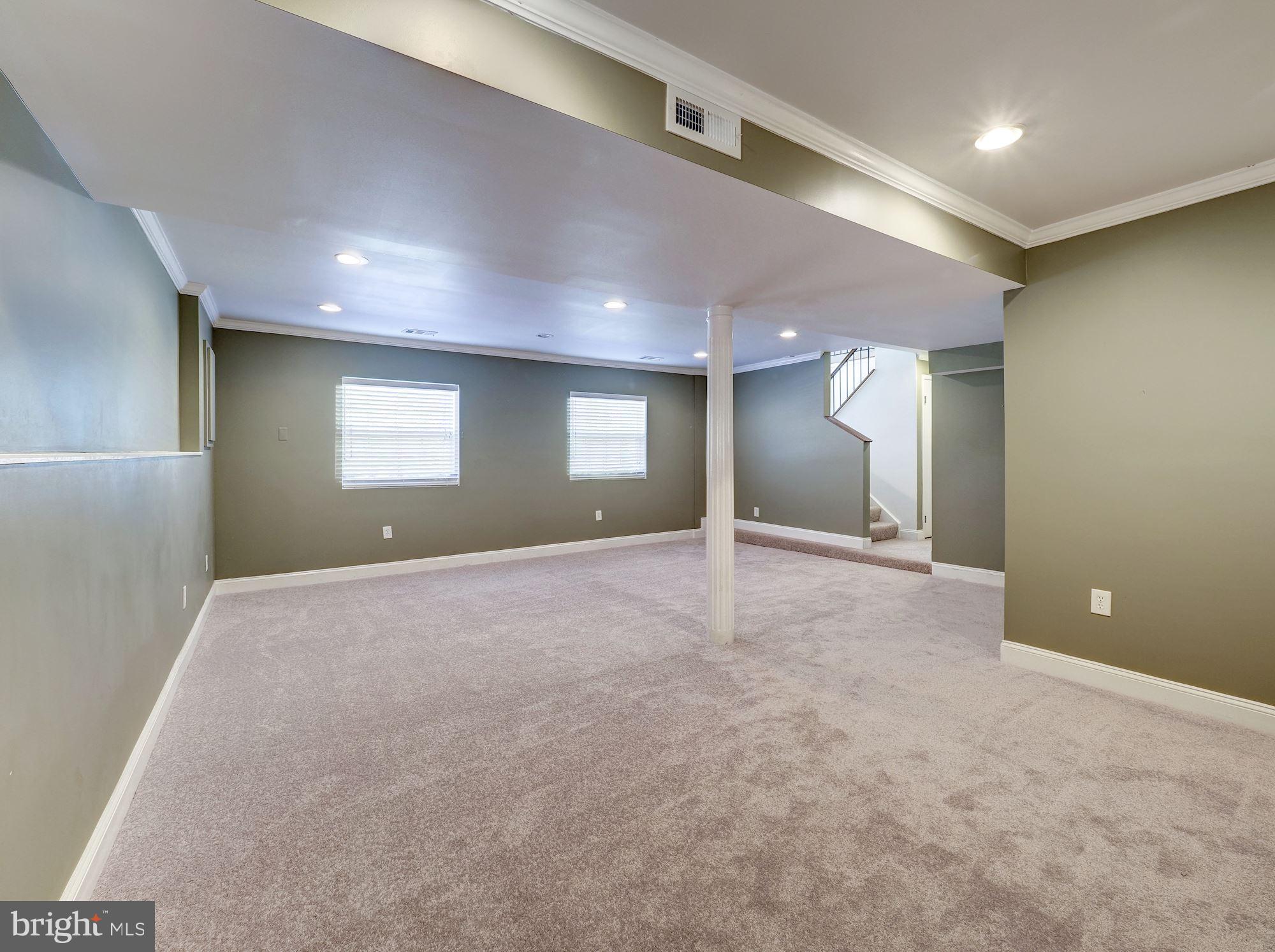 15420 Valencia Street Silver Spring, MD 20905 - Photo 19 of 31 Gallery Image 19