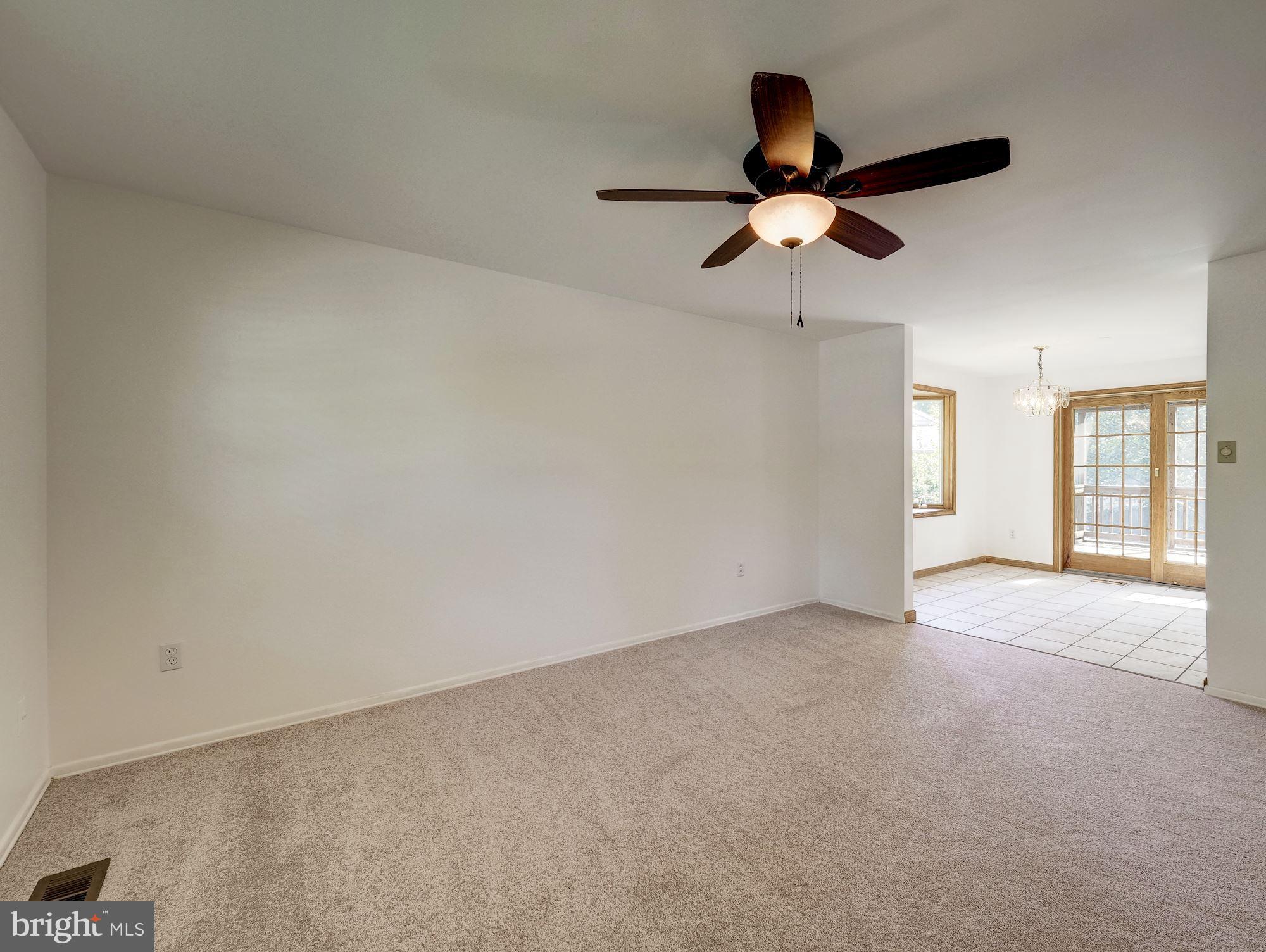 15420 Valencia Street Silver Spring, MD 20905 - Photo 4 of 31 Gallery Image 4