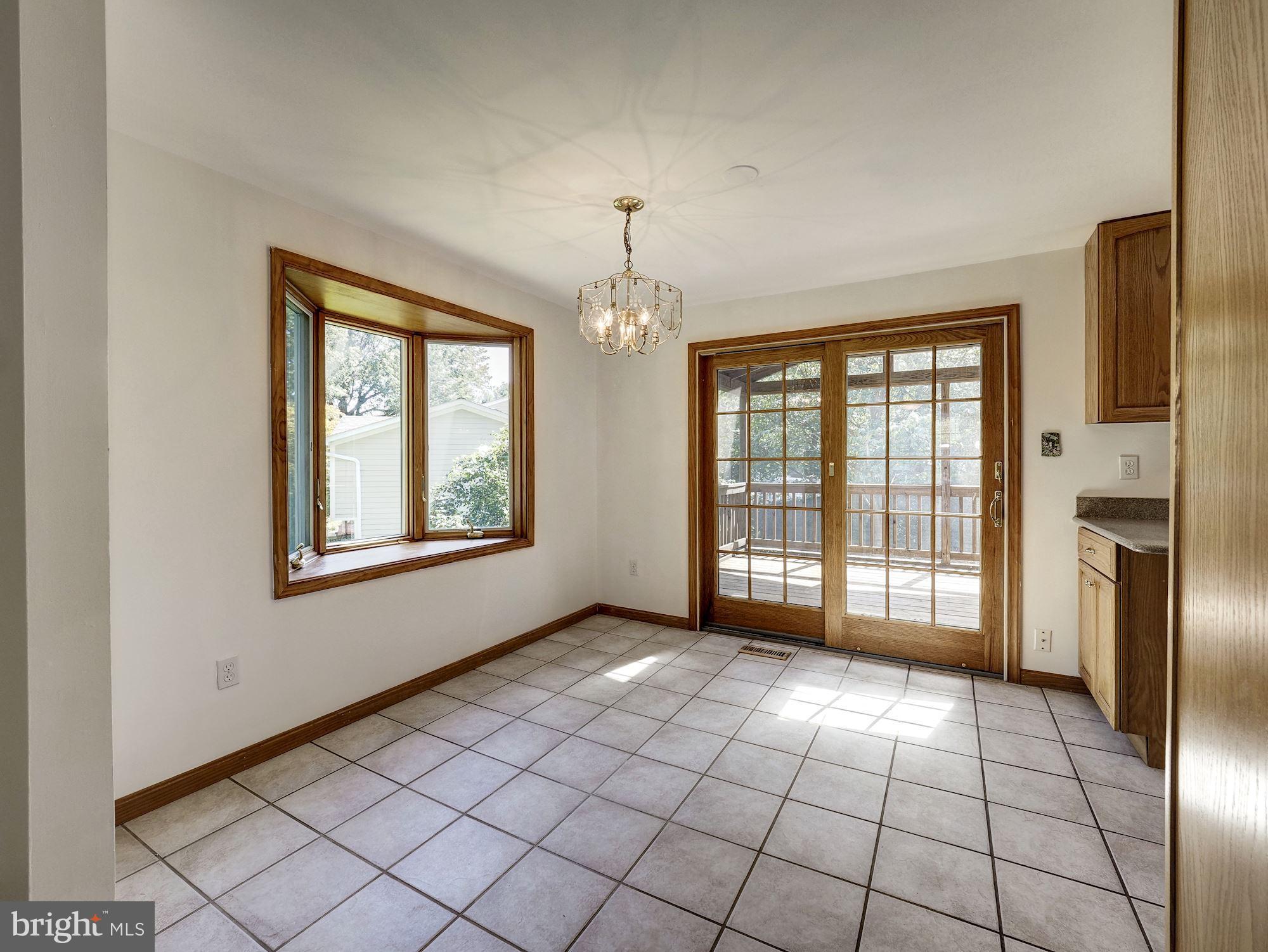 15420 Valencia Street Silver Spring, MD 20905 - Photo 5 of 31 Gallery Image 5