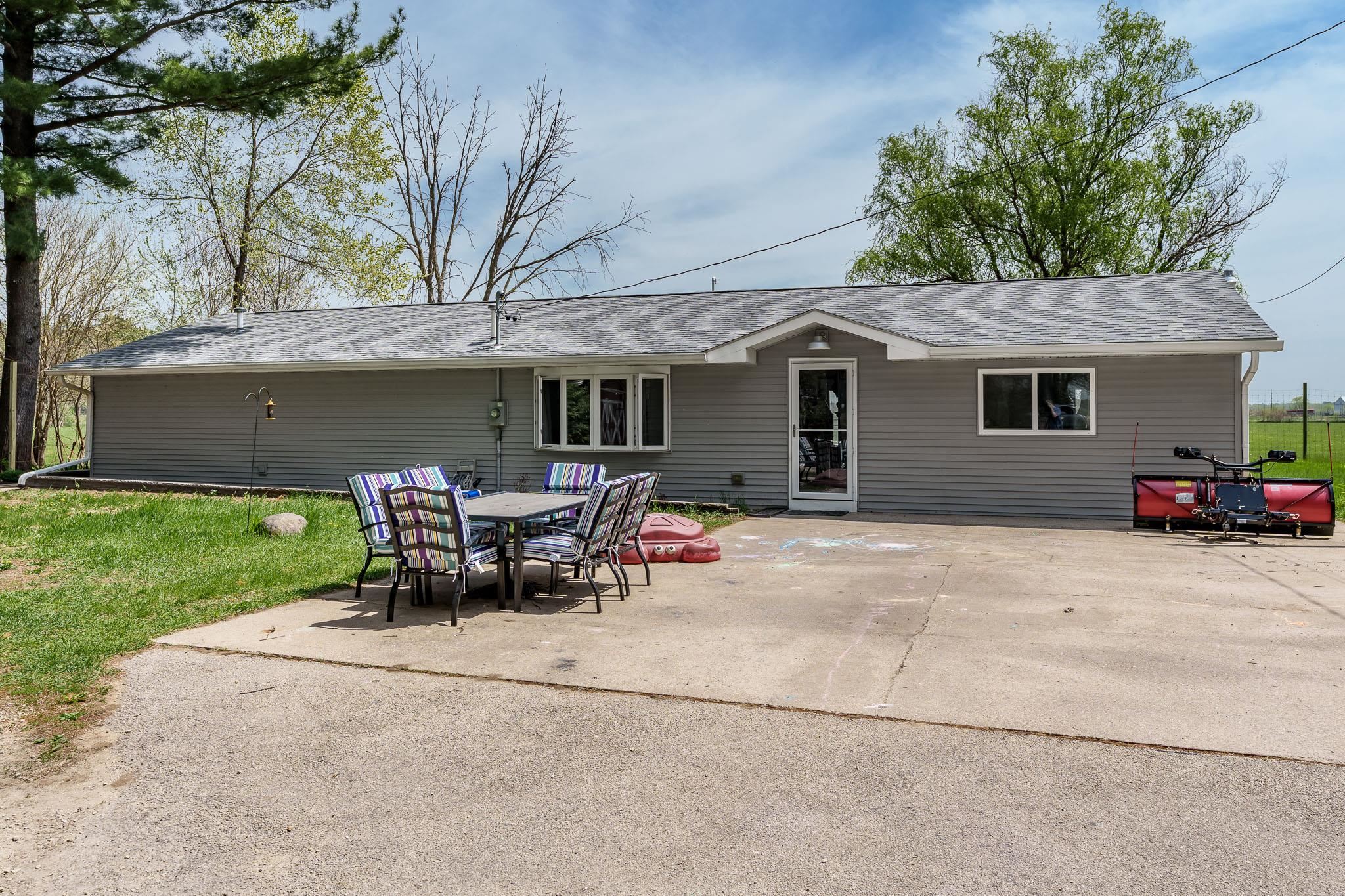 15285 Wittwer Road South Beloit, IL 61080 - Photo 1 of 31 Gallery Image 1