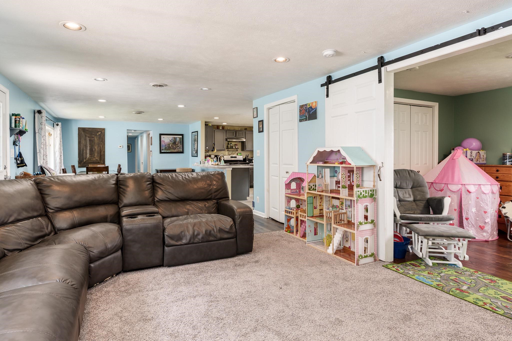 15285 Wittwer Road South Beloit, IL 61080 - Photo 16 of 31 Gallery Image 16