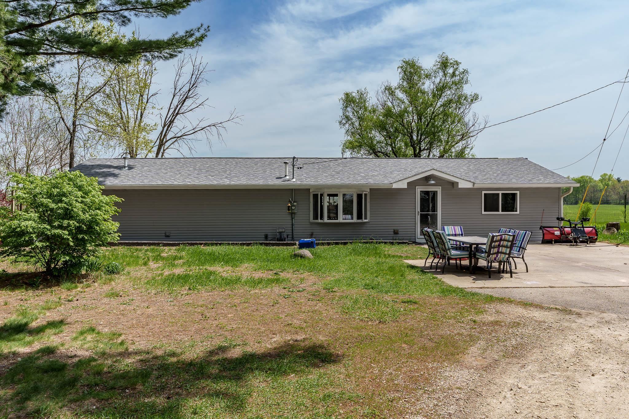 15285 Wittwer Road South Beloit, IL 61080 - Photo 2 of 31 Gallery Image 2