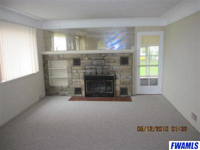 625 West Wallen Road Fort Wayne, IN 46825 - Photo 11 of 22 Gallery Image 11