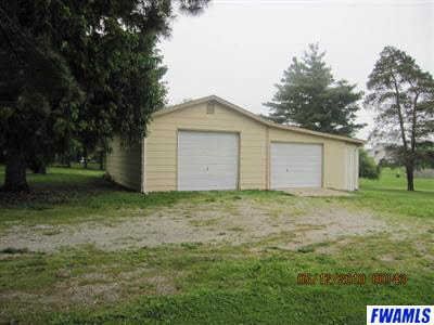 625 West Wallen Road Fort Wayne, IN 46825 - Photo 3 of 22 Gallery Image 3