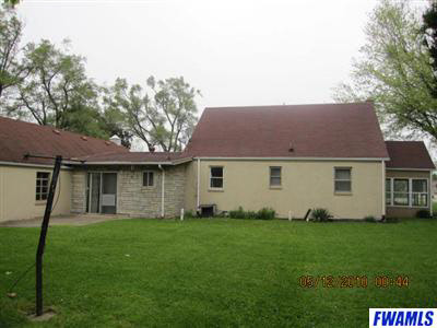 625 West Wallen Road Fort Wayne, IN 46825 - Photo 4 of 22 Gallery Image 4