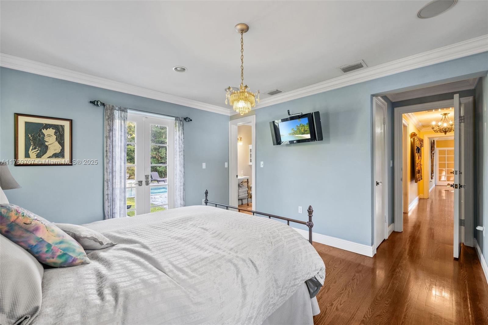 5101 Alton Road Miami Beach, FL 33140 - Photo 26 of 39