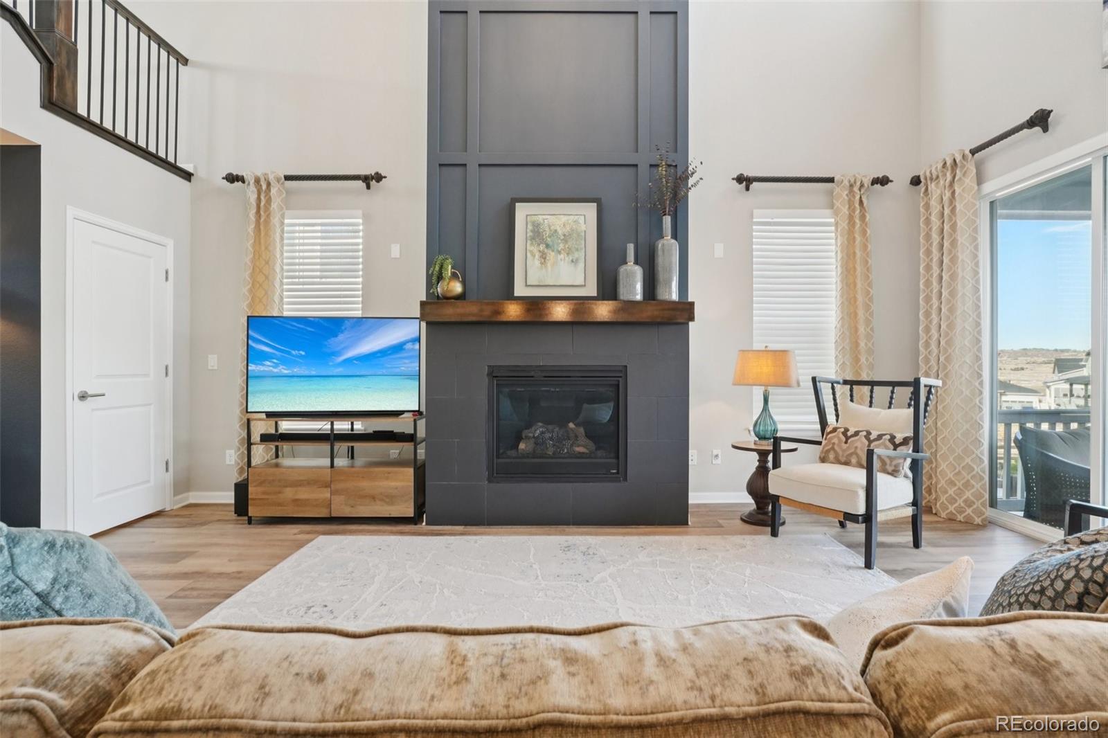 624 Simmental Loop Castle Rock, CO 80104 - Photo 6 of 43