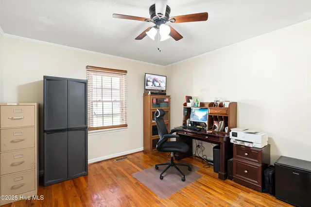 $280,000 | 606 Jenkins Avenue, Maysville, NC 28555