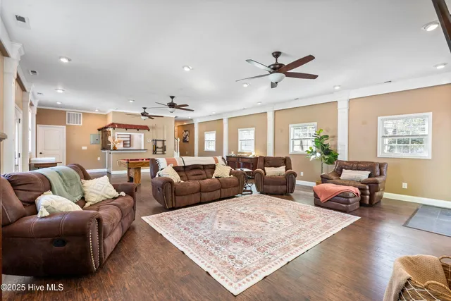 $280,000 | 606 Jenkins Avenue, Maysville, NC 28555