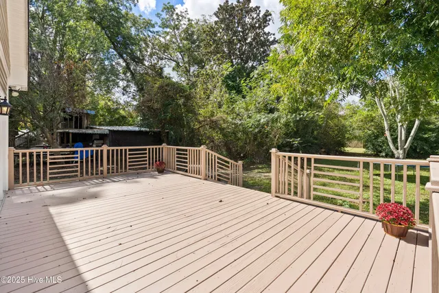 $280,000 | 606 Jenkins Avenue, Maysville, NC 28555